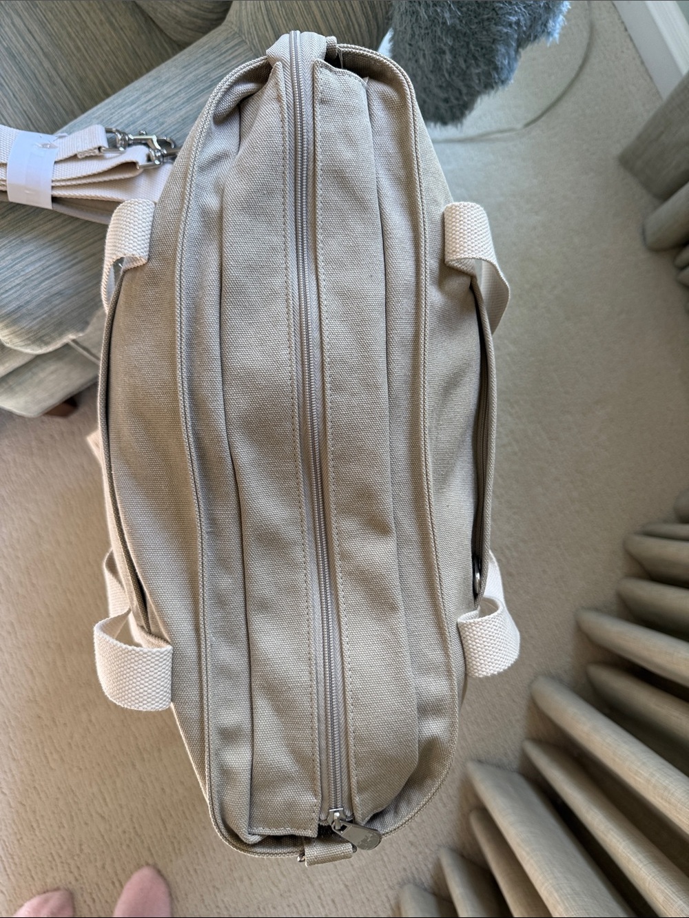 Lo & Sons Canvas Weekender Tote Bag - Picture 4 of 16